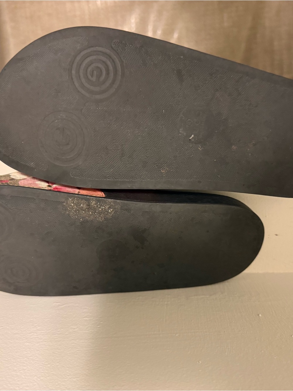 Gucci Bloom Slides - Picture 3 of 4